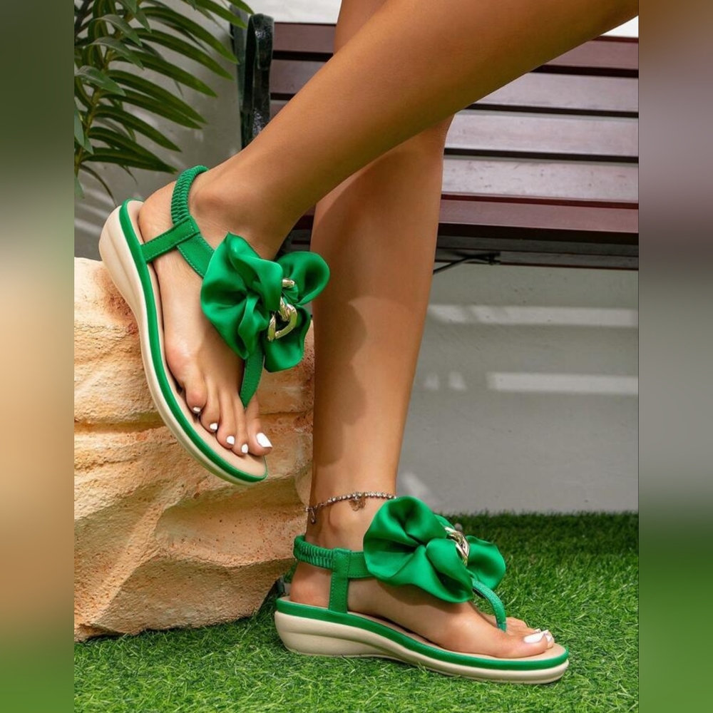 Green Sandals with Bow Detail - Picture 2 of 3